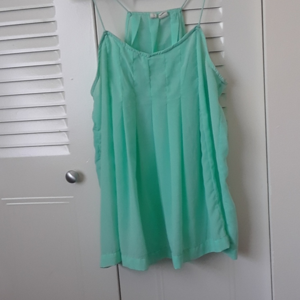 Top - Picture 2 of 2